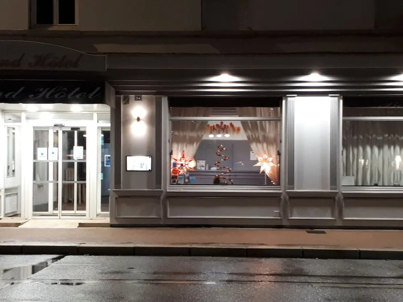 Brit Hotel Roanne - Le Grand Hotel