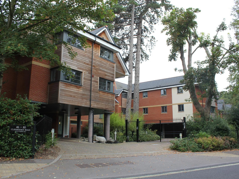 Cliddesden Place by House of Fisher