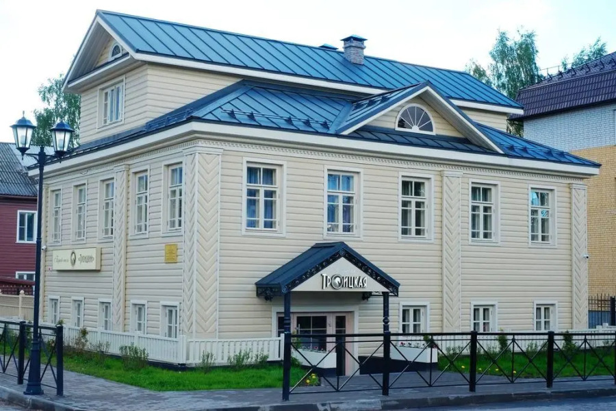 Butik-otel' Troitskij