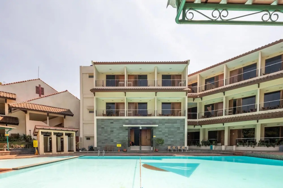 Capital O 1256 Sangga Buana Resort and Convention Hotel