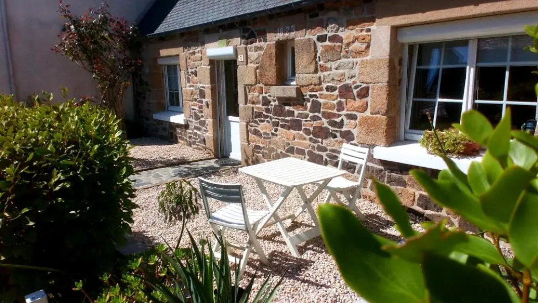 Ty Jeanne, le charme de la pierre au coeur du village