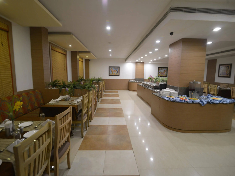 OYO Premium Mattuthavani Bus Stand