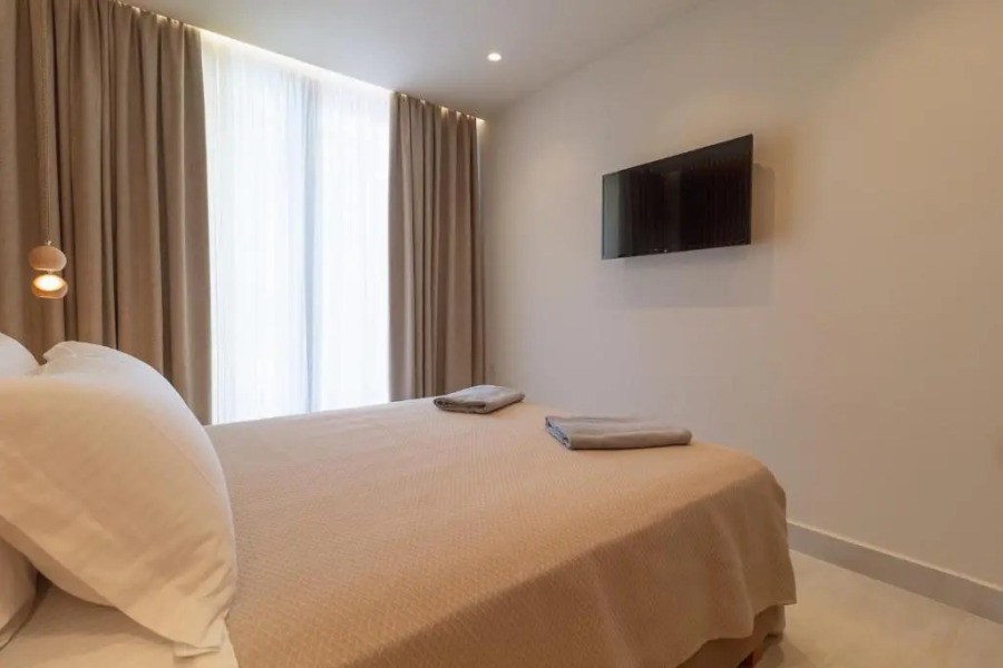 Villa Waterlily by MediterraneanVillas