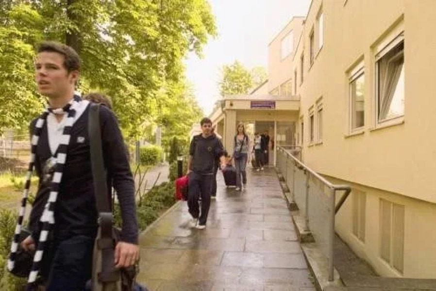 Studentenhotel Hubertusallee