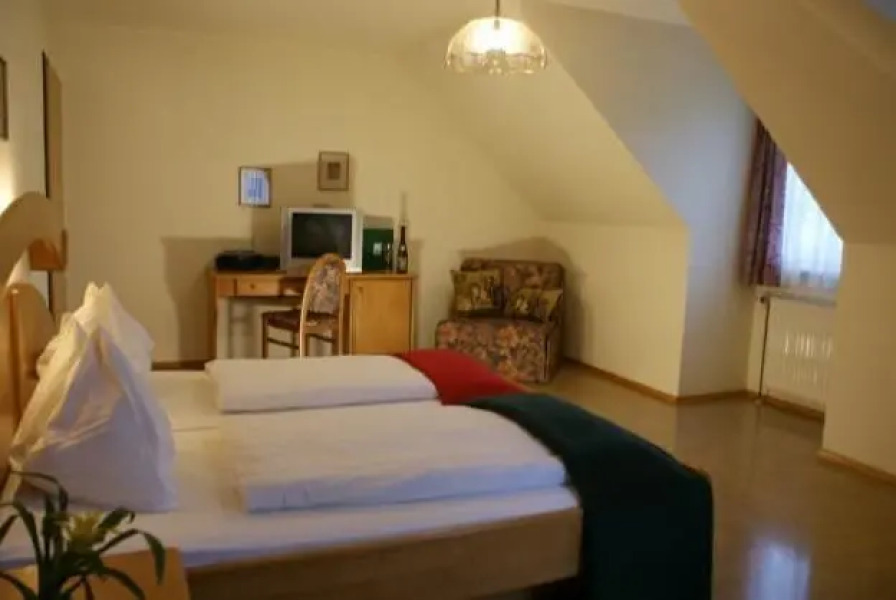 STIERSCHNEIDERS Weinhotel Wachau