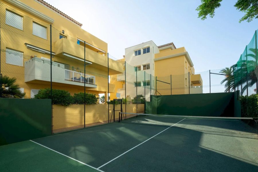 3 bedroom beachfront apartment La Cala de Mijas