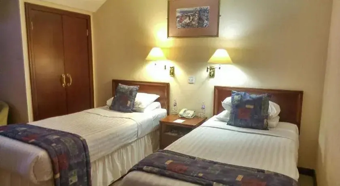 Malin Court Hotel and Restaurant