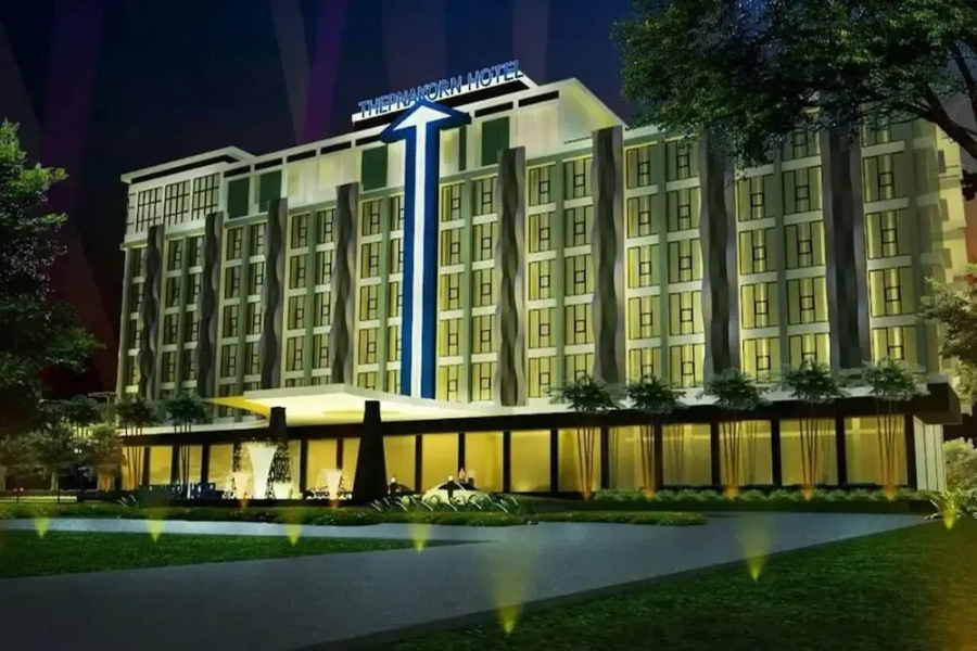 Alvarez Hotel
