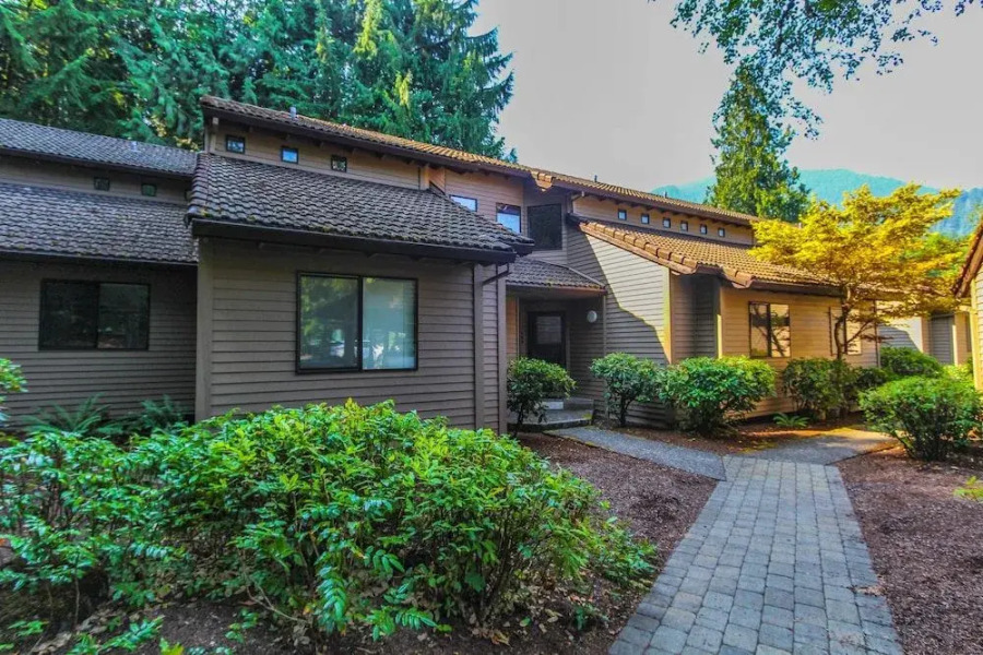 Whispering Woods Resort