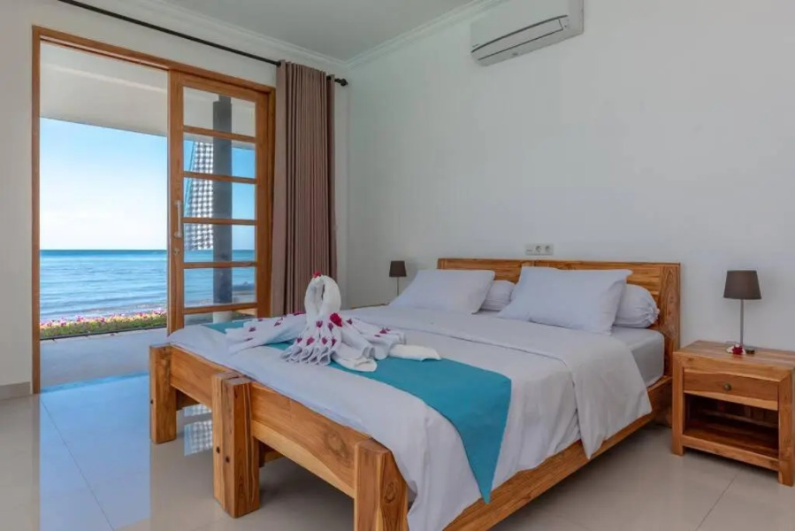 Villa Lovina Beach 1