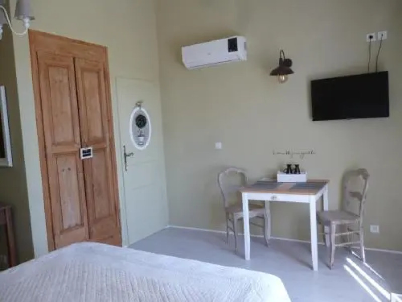 Petit Appartement Pont du Gard