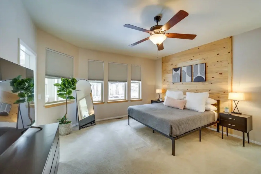 Golf & Hike: Munds Park Retreat w/ Forest Access!