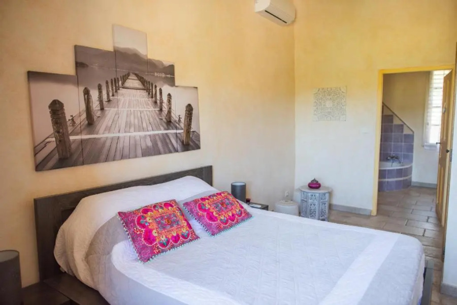 Chateau De Sainte Croix