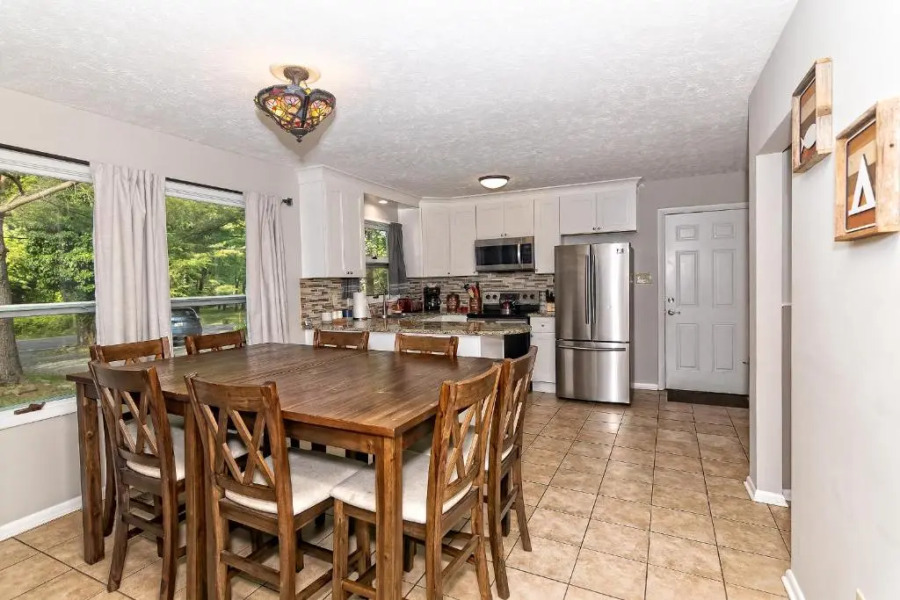 Camelback Rd Rancher- On ONE ACRE & near attractions