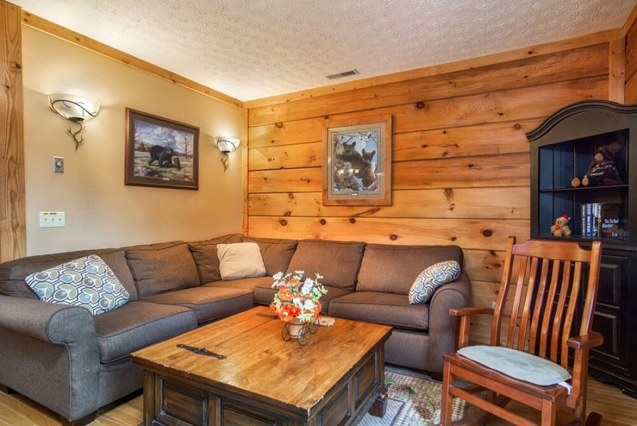 Loggers Run by Casago