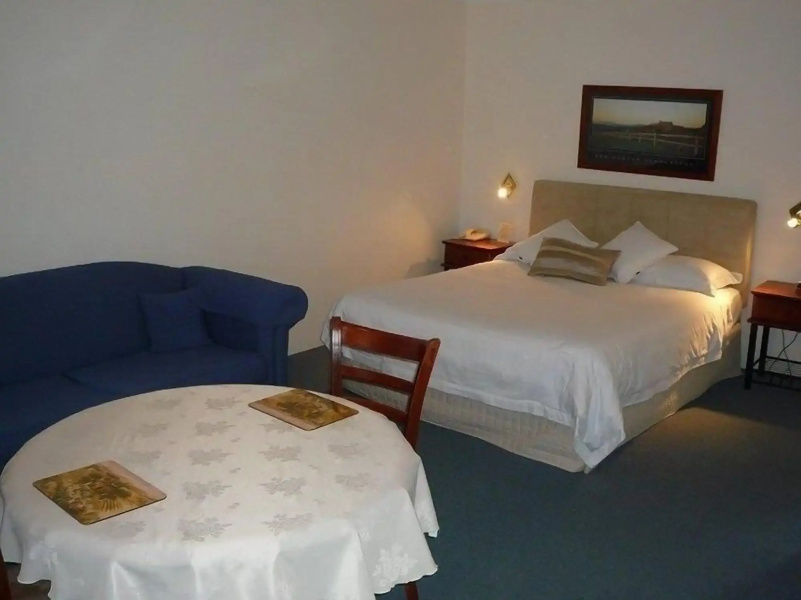 Kinross Inn