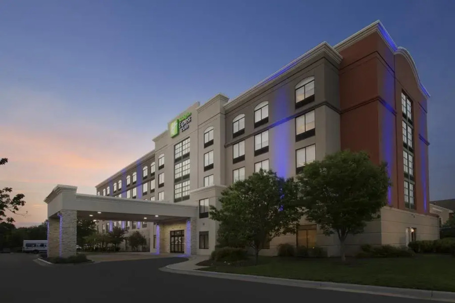 Holiday Inn Express & Suites Baltimore - BWI Airport North by IHG