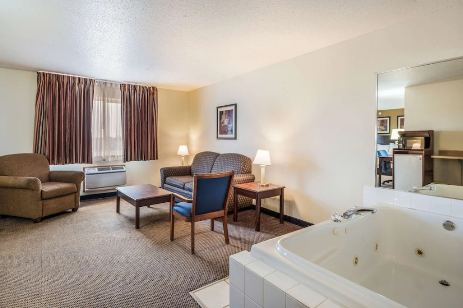 Quality Inn & Suites