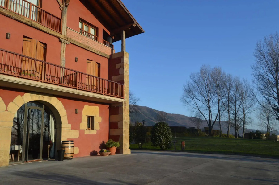 Hotel Restaurante Usategieta