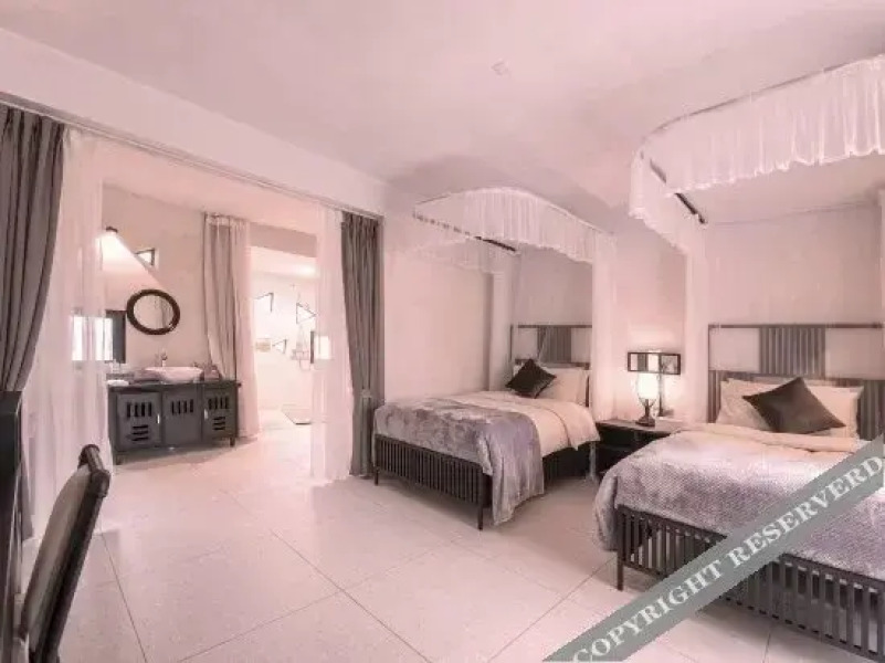 Dongfengyun Niuduoluo Music Castle Hotel