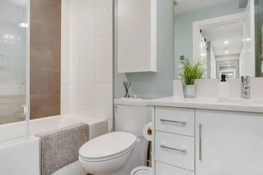 Seas the Bay Ocean View Suite