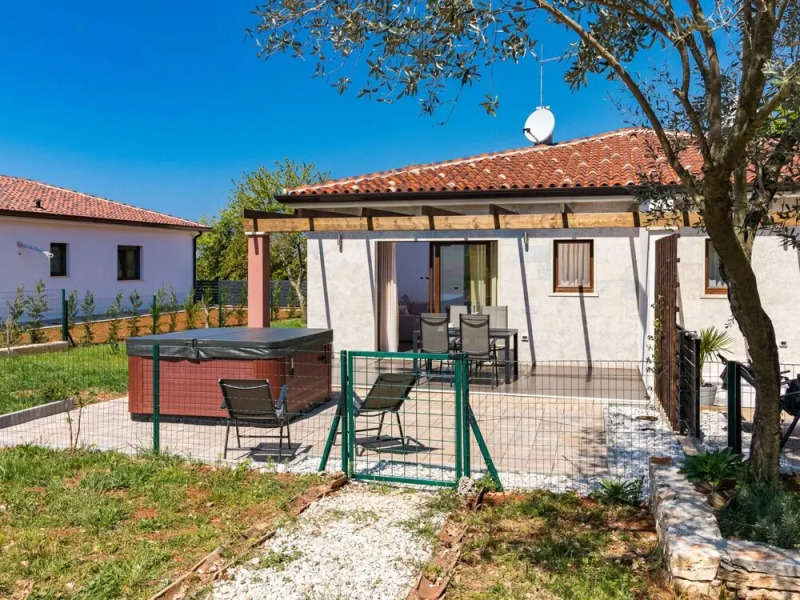 Noa Kaldanija in Kaldanija