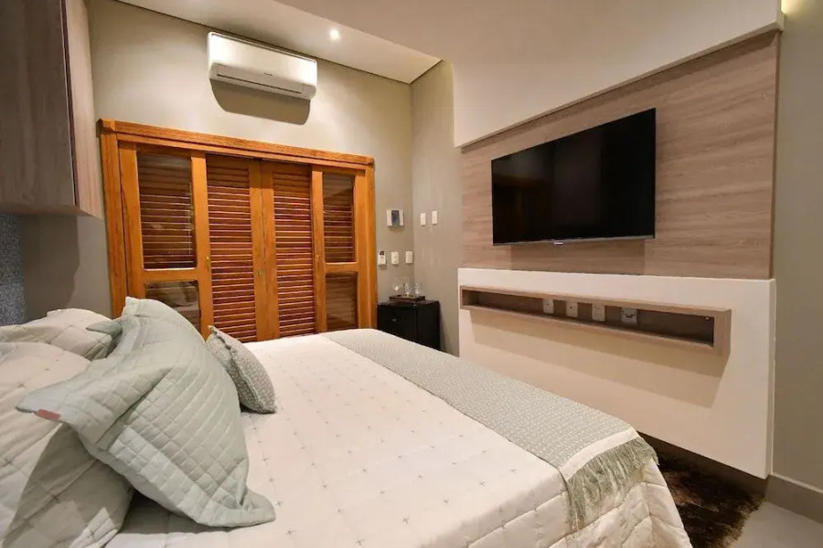 Chão De Folhas Pousada