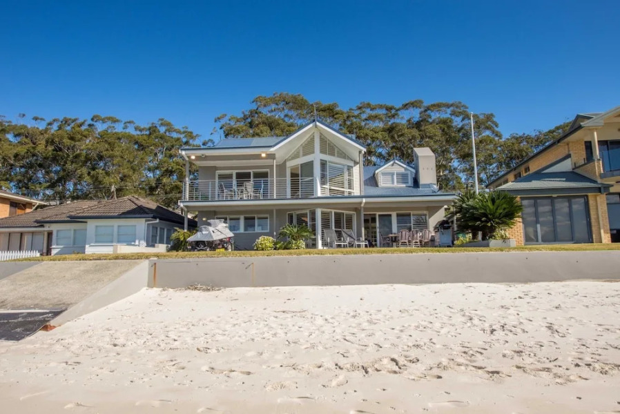 Waterfront Wonderland Foreshore Drive 41