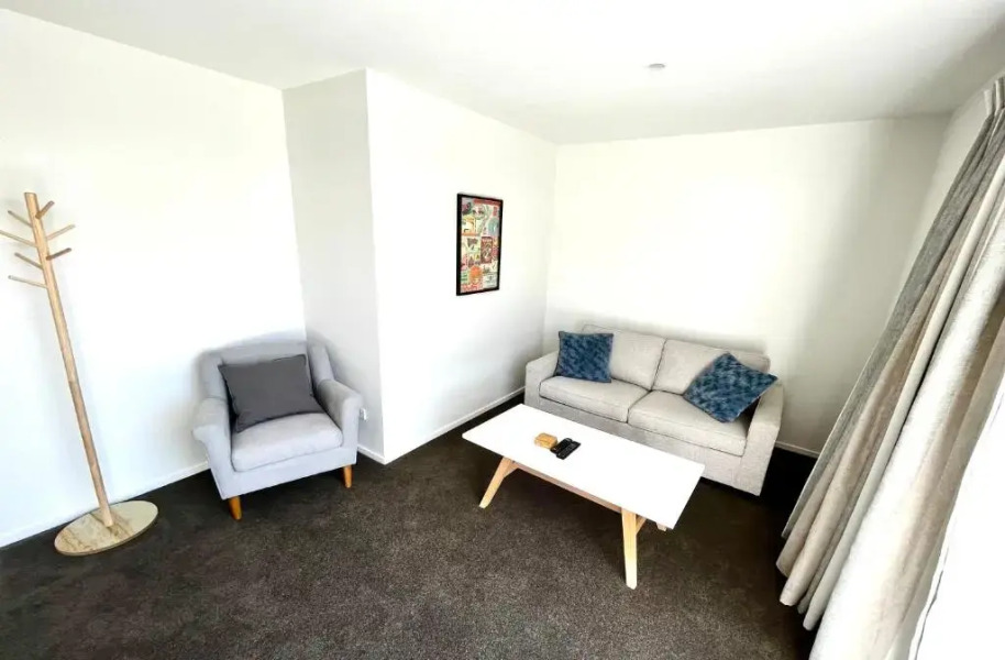 Lakeside Getaway in Otematata-Brand new 2 bed unit