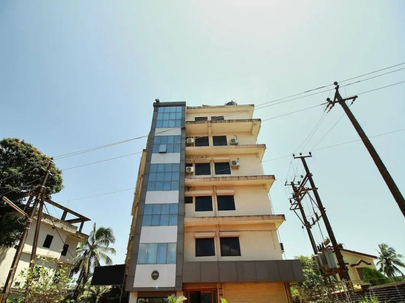 OYO 17320 Vijaya Residency