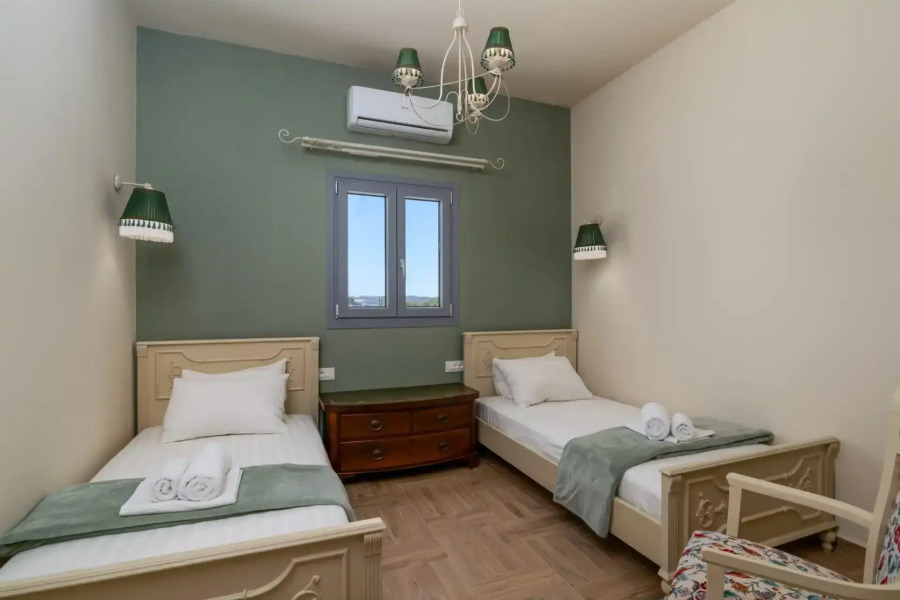 Harites Home Apartments Adamas