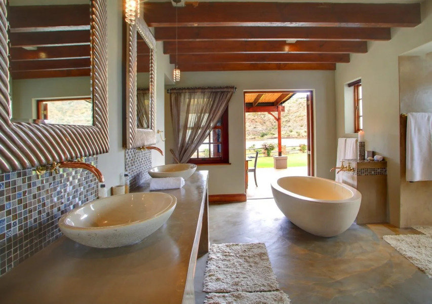 Madi Madi Karoo Safari Lodge