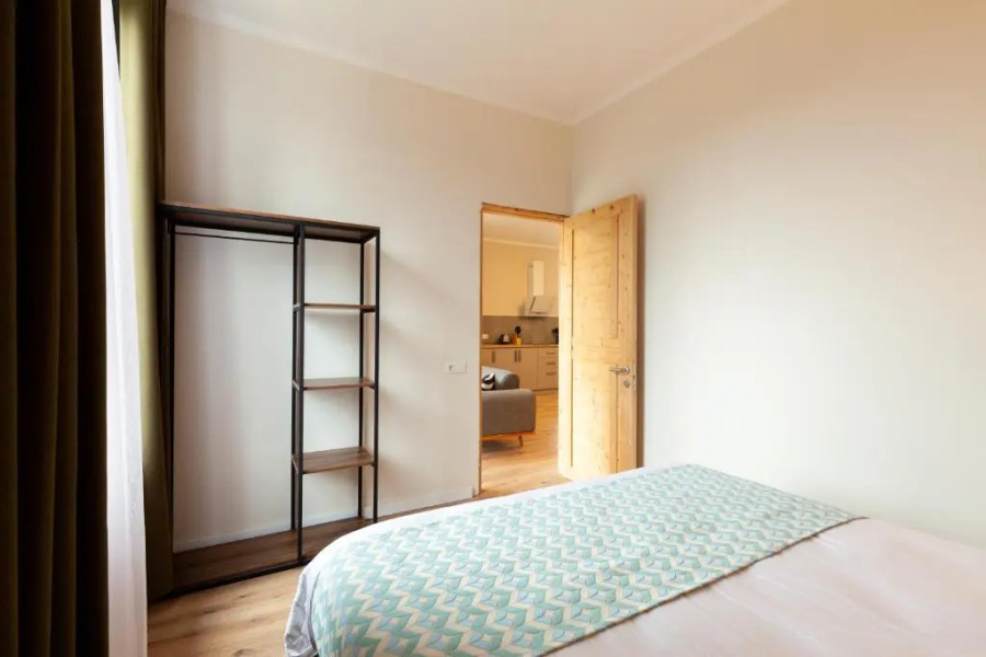 Недавно отремонтированное бунгало с тремя спальнями в сельском районе