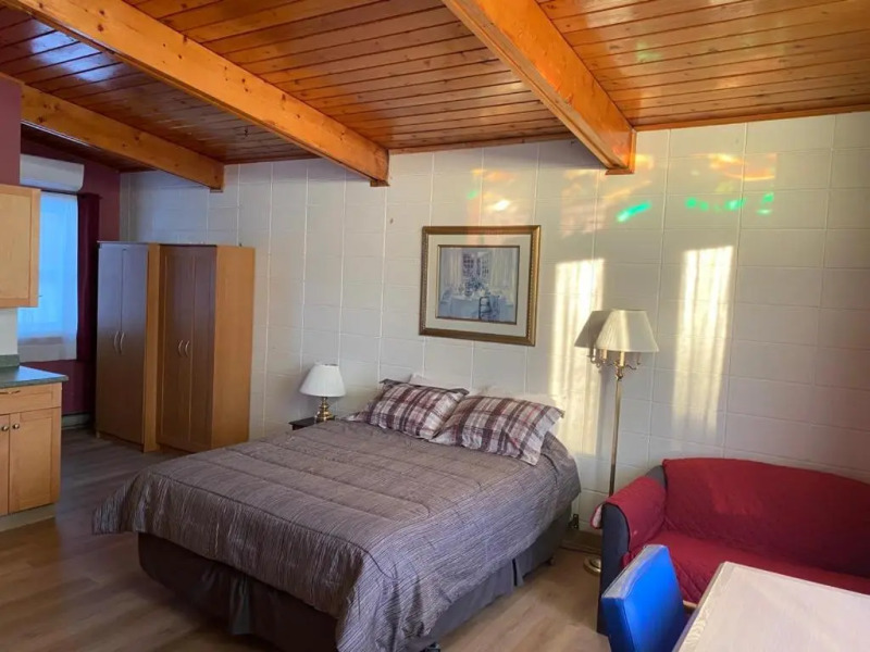 Huron Sands Motel Operated by Manitoulin Wonder Cubs Resort