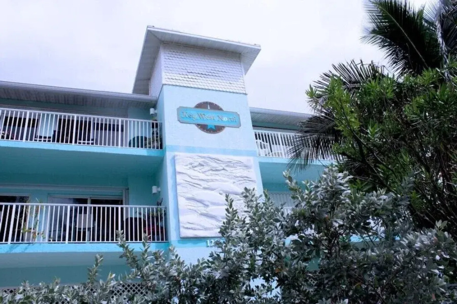 Beach Castle 1203 by Anna Maria