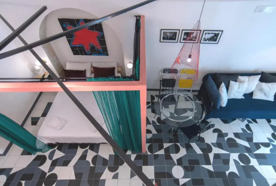 Balloon Design Studio Apartment