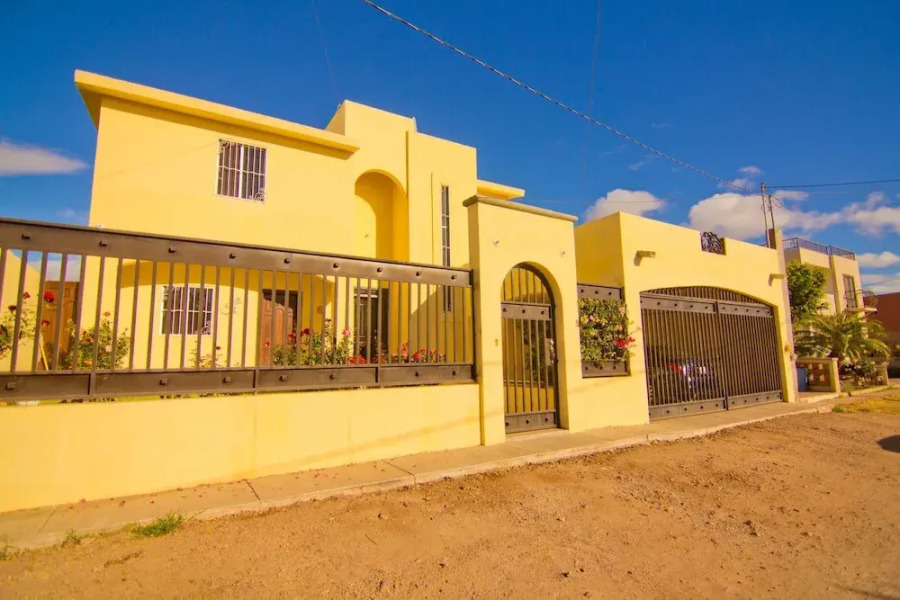 Sexta Seccion 117 3 BR by Casago