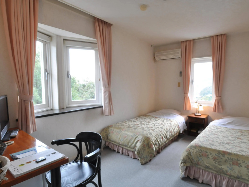 Country Inn The White Marine