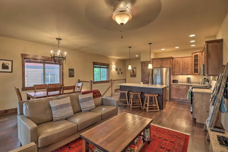 Walkable Bigfork Townhome: Fish, Hike & Ski!