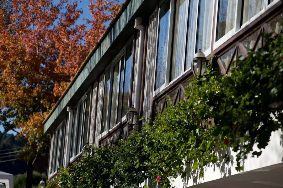 Le Suisse Elegance Hotel