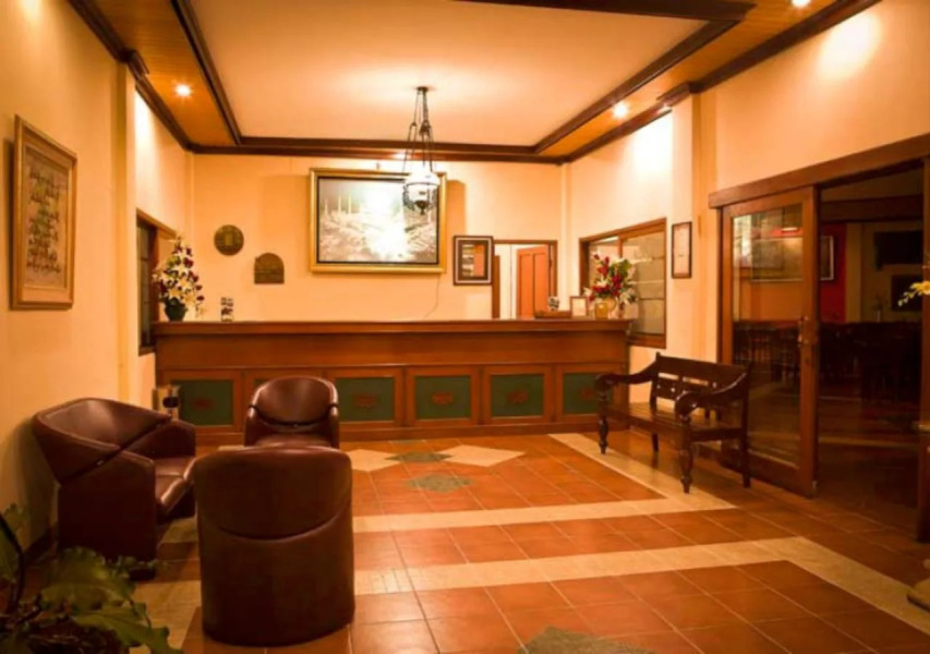 Lembah Sarimas Hotel