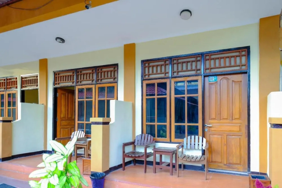 The Ellen Hotel by ecommerceloka