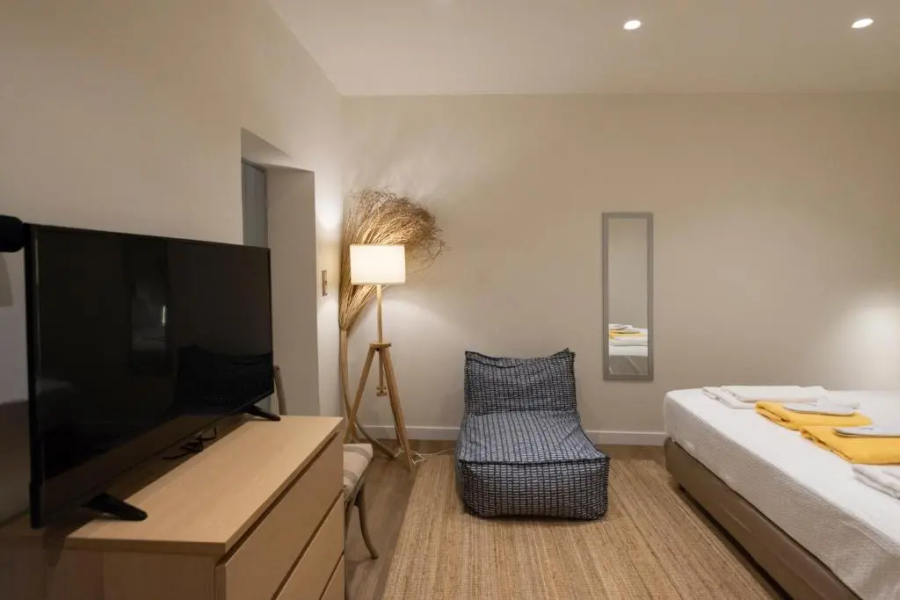 Pylosea Luxury Lodge