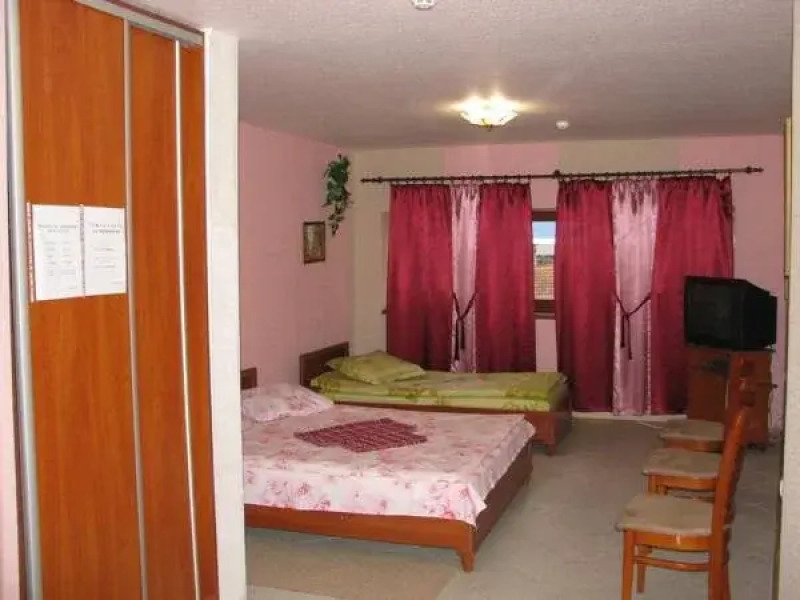 Отель Вираж