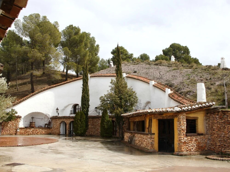 Rustic Cave House in Alcudia de Guadix With Pool
