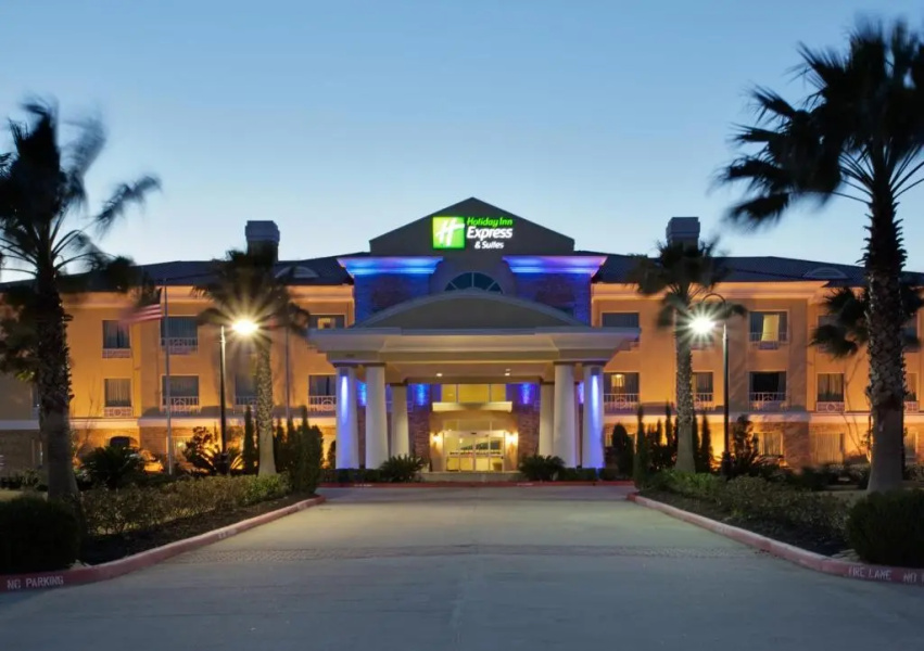 Holiday Inn Express Hotel & Suites Pearland