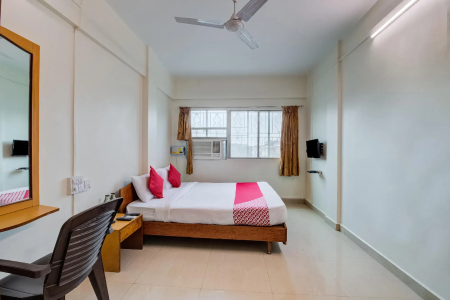 OYO Flagship 307 Hotel Kamini