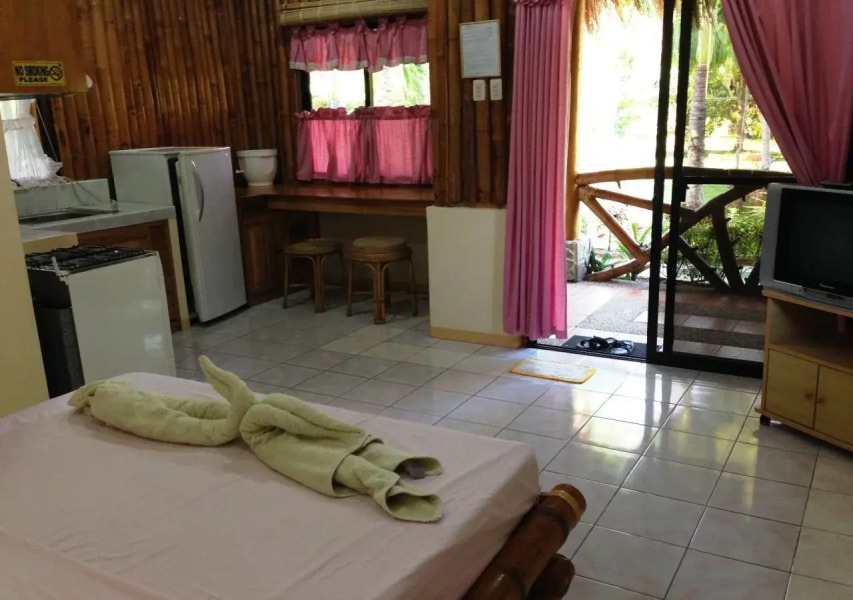 Dumaguete Springs Beach Resort