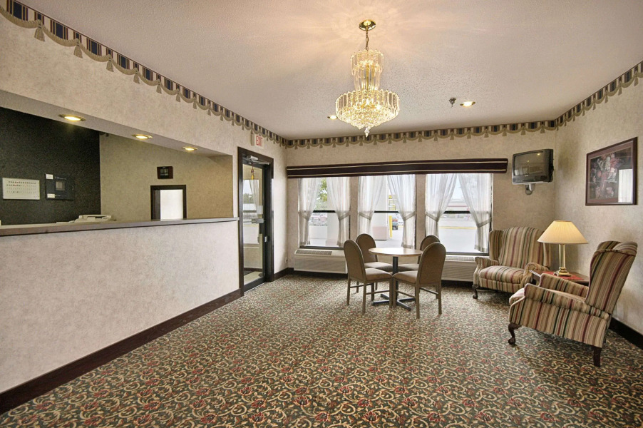 Days Inn by Wyndham Walcott Davenport