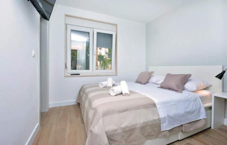 Amazing Home in Split With Wifi and 5 Bedrooms